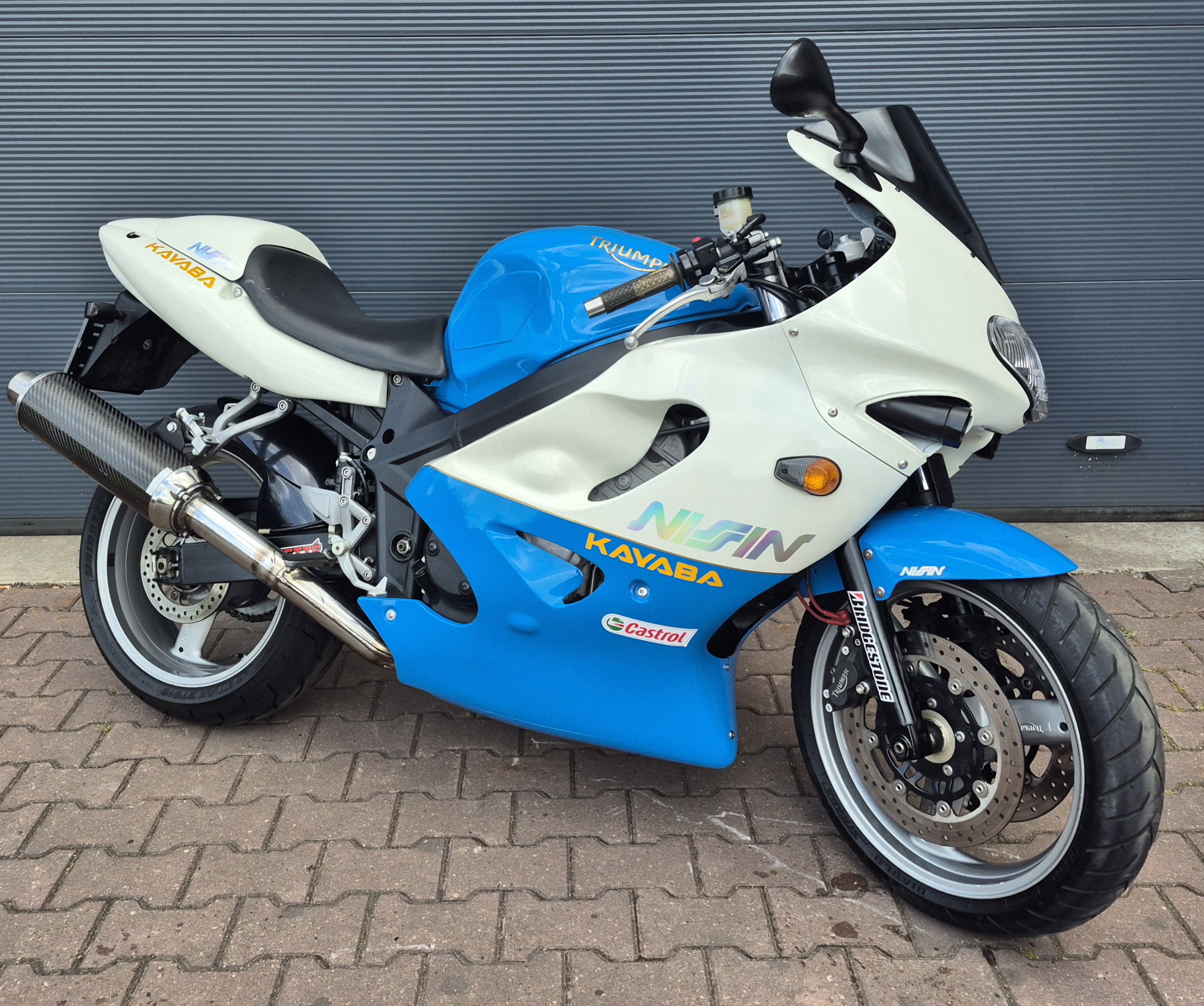 /Merken - modellen/Triump /Merken - modellen/Triump/TT600